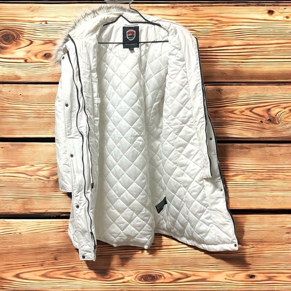 1 Madison White Ski Jacket with Fur-Trimmed Hood - Picture 8 of 9